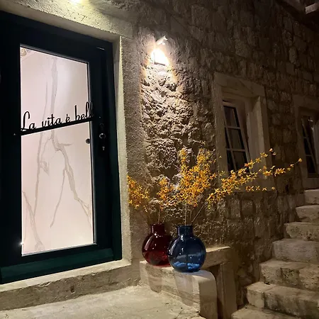 La E Bella Vii Appartement *