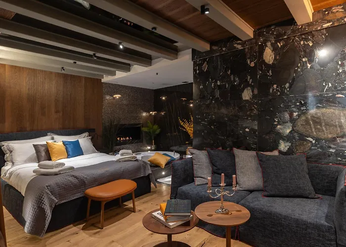 La E Bella Vii Apartman *